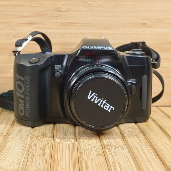 Vintage Olympus OM101 SLR 35mm Film Camera, Vivitar f/2.8 28mm Wide Angle Lens - Picture 9 of 10